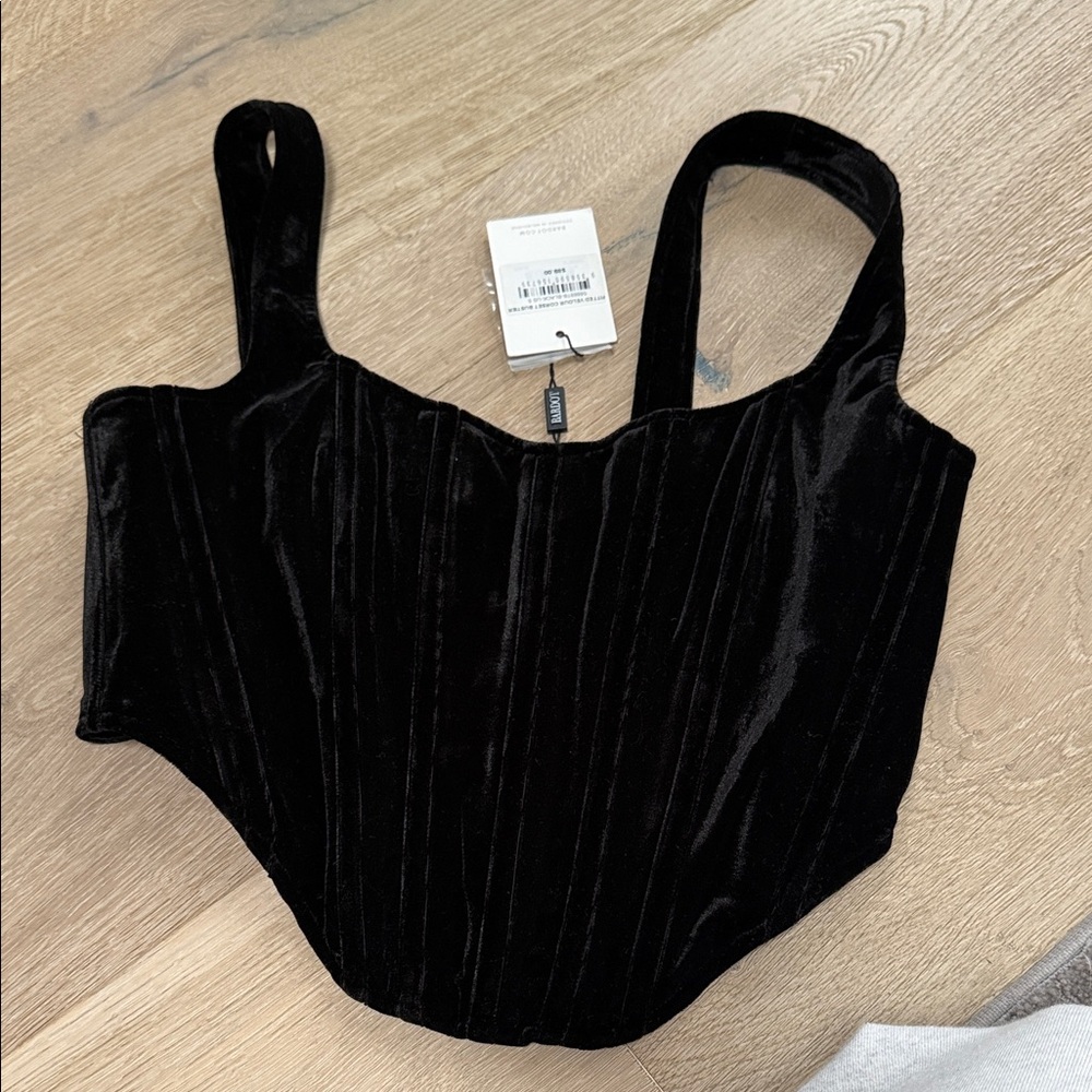 Elegant Black Velvet Women's Top